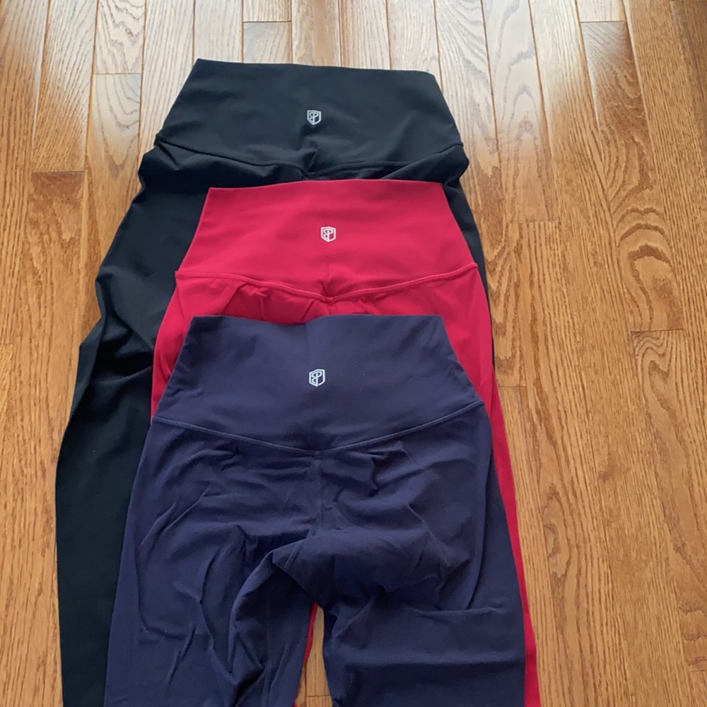 “SOLD” EUC, Born primitive leggings, size 6.